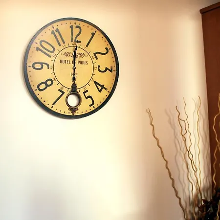 Bairro Alto House, By Timecooler