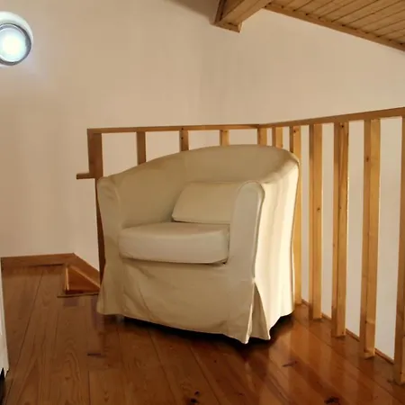 Bairro Alto House, By Timecooler